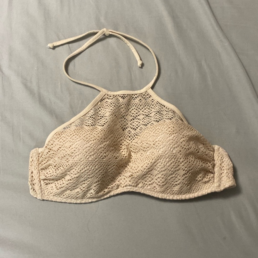 VENUS High Neck Crochet Lace Halter Bikini Top - Size 32D/ 34C/ 36B